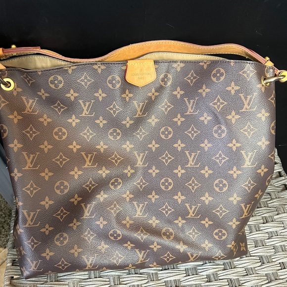 Louis Vuitton Graceful MM - Picture 13 of 15